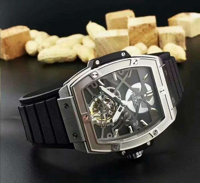 HUBLOT GENEVE Watch 424